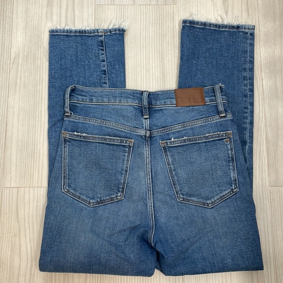 Madewell Slim Demi-Boot Jeans in Sundale Wash - Picture 6 of 8